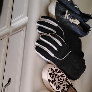 Shoes And Gloves Bundle